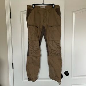 COPY - Lightly used Fjallraven Abisko Lite Men’s 52 / 36